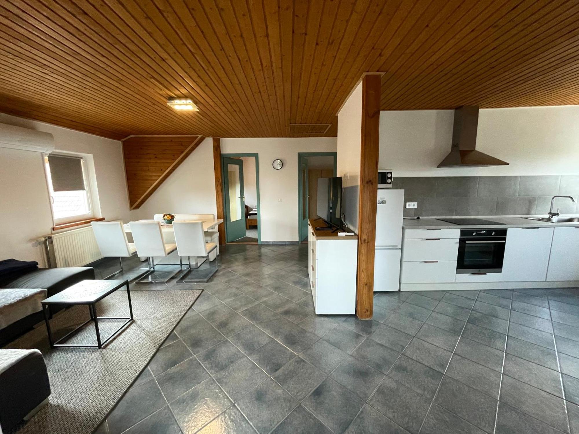 Villa Lili Apartments Балатонкерестур Экстерьер фото
